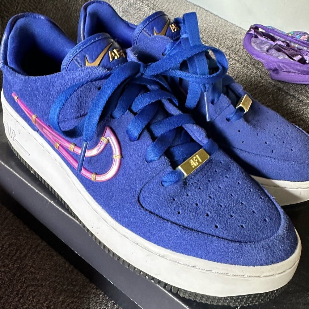 Nike Royal Blue Sneakers with Gold Details